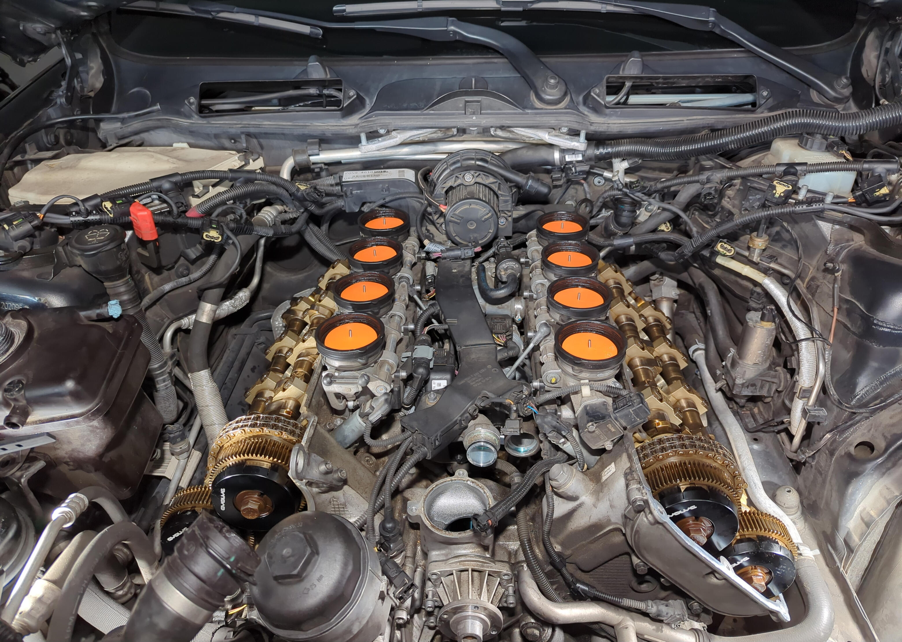 VANOS covers installed VANOS covers installed